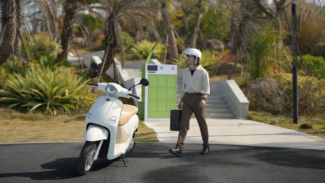 Mẫu xe máy điện Trung Quốc có khả năng di chuyển 180 km sau một lần sạc chính thức ra mắt - Ảnh 5.