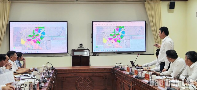 “Ông lớn” xây dựng Trung Quốc cùng Vingroup xây cầu Tứ Liên muốn đầu tư ít nhất 3,5 tỷ USD vào một tỉnh miền Trung có diện tích rộng thứ 3 cả nước- Ảnh 3. “Ông lớn” xây dựng Trung Quốc cùng Vingroup xây cầu Tứ Liên muốn đầu tư ít nhất 3,5 tỷ USD vào một tỉnh miền Trung có diện tích rộng thứ 3 cả nước- Ảnh 3.