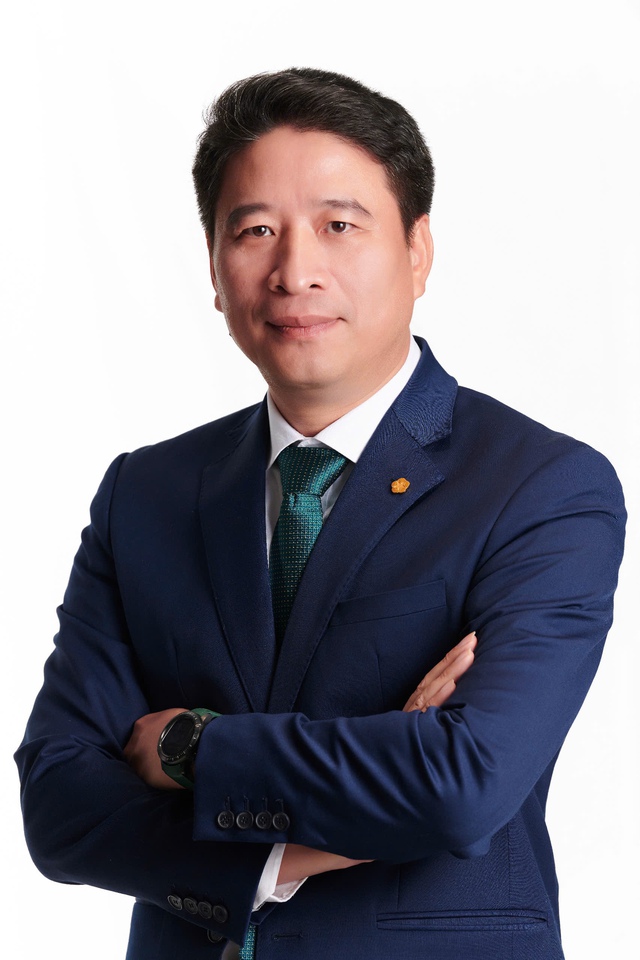 Lãnh đạo, nhân sự cấp cao từ Vietcombank, BIDV, HSBC chia sẻ về bài học quản lý rủi ro trong thời kỳ bất định - Ảnh 3.