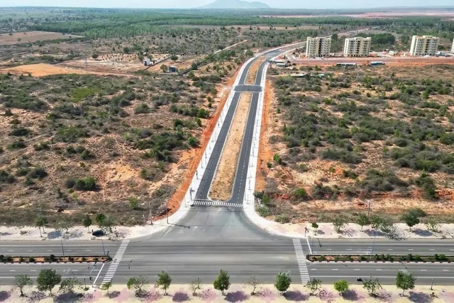 Tỉnh rộng nhất Việt Nam thu hồi gần 145 ha đất dự án sân bay Phan Thiết từ Rạng Đông: Dự án sẽ được Sun Group khởi công ngay tháng sau   - Ảnh 1.