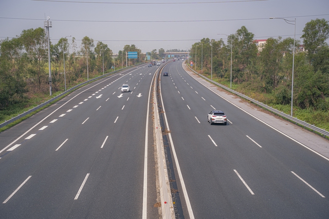 Ngay tháng sau, tuyến cao tốc 24.000 tỷ dự kiến sẽ được khởi công, rút ngắn thời gian di chuyển Nghệ An - Thủ đô nước láng giềng - Ảnh 1.