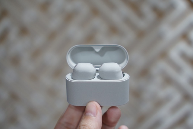 Dùng thử Sony WF-1000XM6: Tai nghe true wireless tiệm cận chuẩn mực hoàn hảo - Ảnh 5.