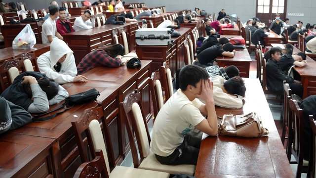 Đồng Nai: Triệt phá đường dây lừa đảo trực tuyến xuyên quốc gia - Ảnh 1.