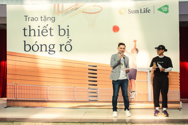 Sun Life khẳng định cam kết lâu dài vì sức khỏe thế hệ trẻ với chương trình Hoops + Health 2026 - Ảnh 1.