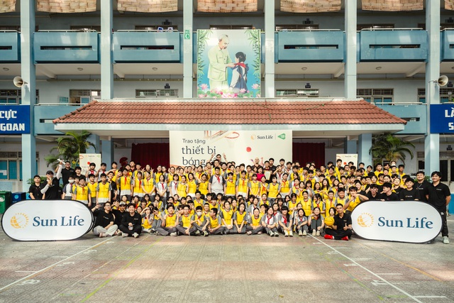 Sun Life khẳng định cam kết lâu dài vì sức khỏe thế hệ trẻ với chương trình Hoops + Health 2026 - Ảnh 6.