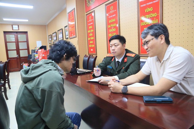 Phát hiện ổ nhóm giả danh Cảnh sát Nhật Bản hoạt động lừa đảo tại Hà Nội: Hơn 11 tỷ đồng đã bị chiếm đoạt - Ảnh 2.