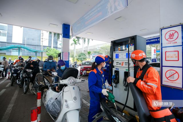 Bảo đảm nguồn cung xăng dầu trong nước trong mọi tình huống - Ảnh 1.