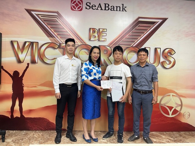 Đồng hành chắp cánh nuôi dưỡng ước mơ học sinh nghèo - Ảnh 3.