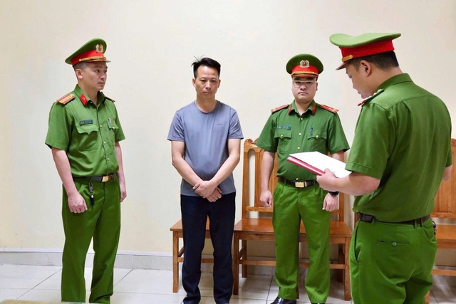 Phú Thọ: Khởi tố nhiều cán bộ liên quan đến nhóm ‘xã hội đen’ núp bóng doanh nghiệp - Ảnh 2.