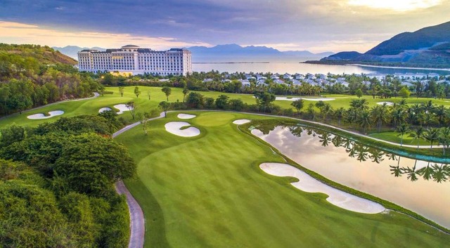 Duyệt dự án sân golf gần 100 ha ở Cà Mau: 85% vốn đến từ ngân hàng - Ảnh 1.