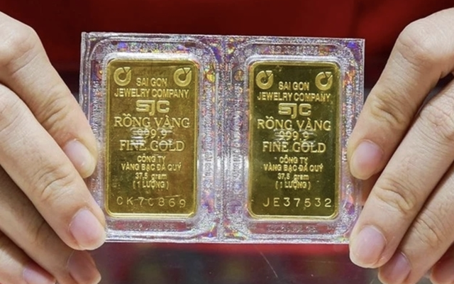 Giá vàng ngày 16/4: Vàng quay đầu giảm mạnh - Ảnh 2.