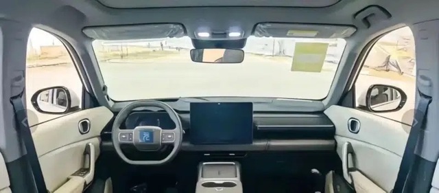 Mẫu xe điện bán tại Việt Nam chuẩn bị ra mắt phiên bản mới: Sạc đầy chỉ mất 9 phút, đi từ Hà Nội đến Huế không cần tiếp nhiên liệu - Ảnh 3.