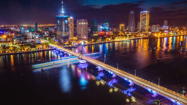 Kỹ sư Việt Nam lần đầu tiên thiết kế và thi công cầu dây văng có thể 'xoay 90 độ', thay thế các bến phà lâu đời- Ảnh 1.