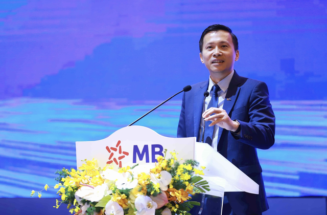 Chủ tịch Techcombank, bầu Hiển và CEO loạt ngân hàng lớn nói gì về cho vay bất động sản?  - Ảnh 2.