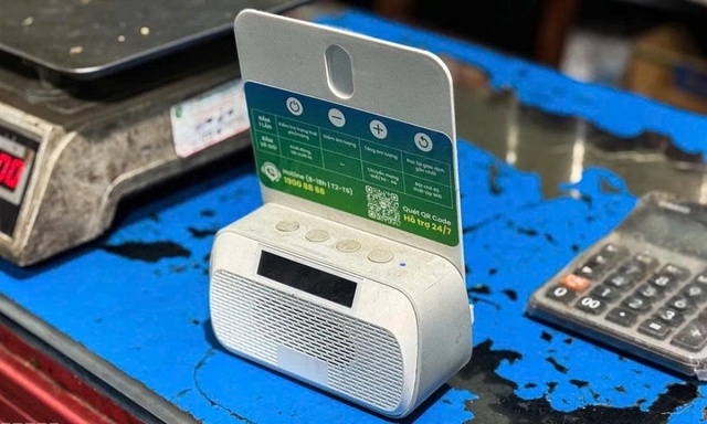 Cảnh giác với chiêu lừa giả danh hỗ trợ cài loa thông báo biến động số dư - Ảnh 1.