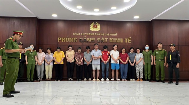 Triệt phá băng nhóm mua, bán trái phép hoá đơn, chứng từ lên tới hàng nghìn tỷ đồng - Ảnh 1.
