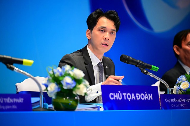 Bị cổ đông chất vấn về "lần đầu không hoàn thành kế hoạch kinh doanh trong 10 năm", Chủ tịch Trần Hùng Huy nói gì?  - Ảnh 1.