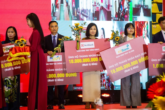 SeABank ủng hộ 10 tỷ đồng hưởng ứng Tháng Nhân đạo năm 2026 - Ảnh 1.