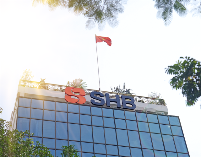 SHB lãi trước thuế 4.656 tỷ đồng quý I, thu nhập dịch vụ tăng mạnh, tiếp tục tăng cường nền tảng vốn - Ảnh 1.