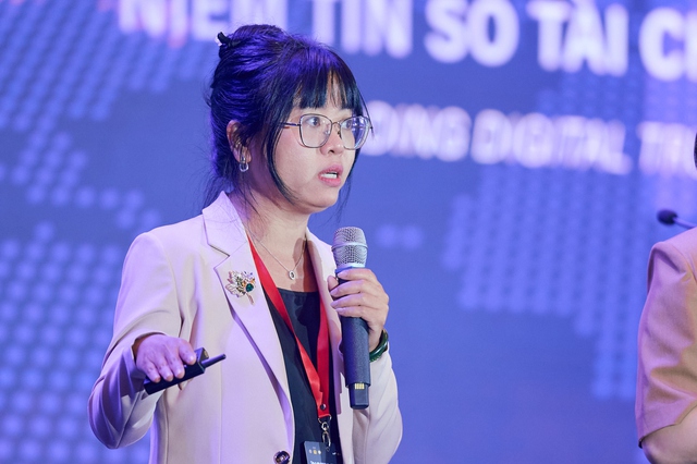 'Scammer tài chính thường bán giấc mơ giàu nhanh, còn KOL tài chính trách nhiệm sẽ giúp người dùng hiểu rõ rủi ro' - Ảnh 2.