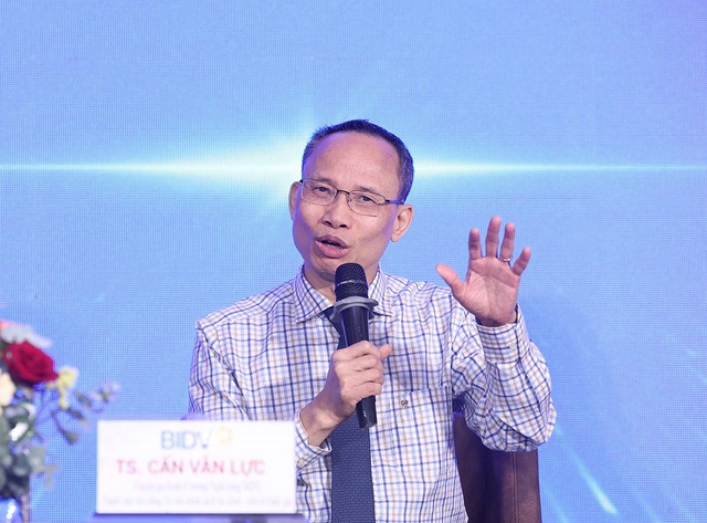 Giá nhà leo thang: Năm ngoái người dân mất 25 năm mới mua được nhà, sang năm nay mất 30 năm - Ảnh 2.