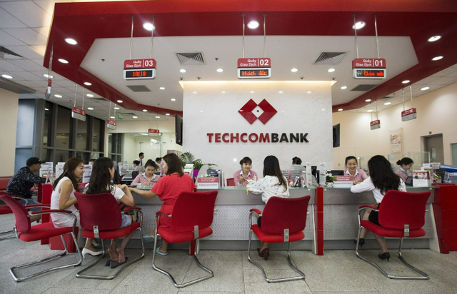 Techcombank sắp phát hành gần 4,3 tỷ cổ phiếu TCB - Ảnh 1.