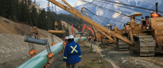 Trung Quốc mua dầu vượt mặt Mỹ khiến Canada đổi ý, quyết giữ 'siêu đường ống' 23 tỷ USD- Ảnh 2. Trung Quốc mua dầu vượt mặt Mỹ khiến Canada đổi ý, quyết giữ 'siêu đường ống' 23 tỷ USD- Ảnh 2.