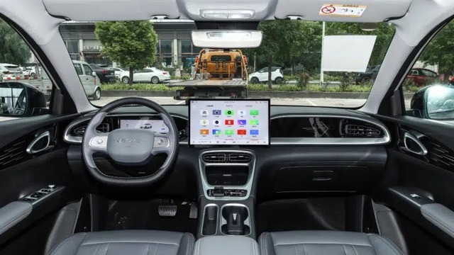 Vừa ra mắt tại Việt Nam, xe điện giá mềm của Geely đã có bản nâng cấp ở quê nhà, tầm hoạt động nâng lên 460 km- Ảnh 5. Vừa ra mắt tại Việt Nam, xe điện giá mềm của Geely đã có bản nâng cấp ở quê nhà, tầm hoạt động nâng lên 460 km- Ảnh 5.