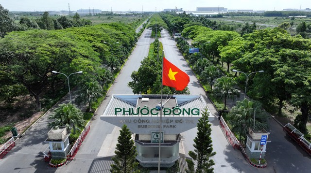 Đầu tư Sài Gòn VRG miễn nhiệm một Phó Tổng Giám đốc - Ảnh 1.