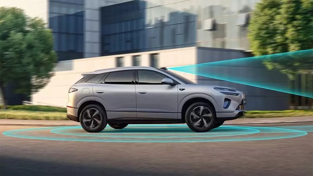Mẫu xe bán chạy của BYD tại Việt Nam chính thức ra mắt phiên bản mới: 'Ăn xăng' 3,3 lít/100km, đi gần 2.000km không cần tiếp nhiên liệu- Ảnh 5.