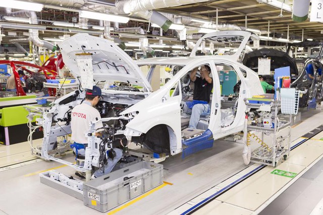 Một vật liệu quen thuộc trên ô tô khiến các hãng xe Nhật Bản ‘lỗ chổng vó’ - Toyota dự báo mất 2,55 tỷ USD  - Ảnh 1.