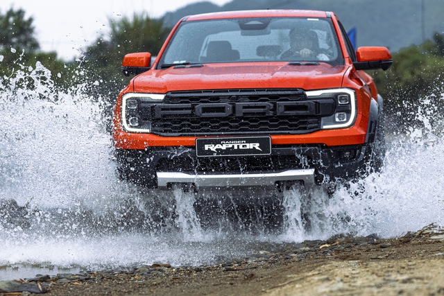 Ford Việt Nam ra mắt loạt phiên bản nâng cấp cho Ranger và Everest - Ảnh 7.