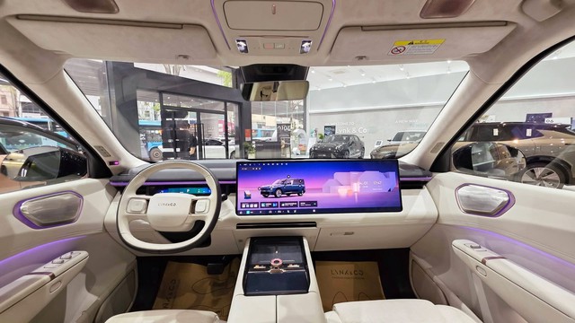 Lynk & Co 900 ra mắt Việt Nam: giá 3,069 tỷ đồng, sẵn sàng cạnh tranh Lexus LX 600 và Mercedes-Benz GLS - Ảnh 4.