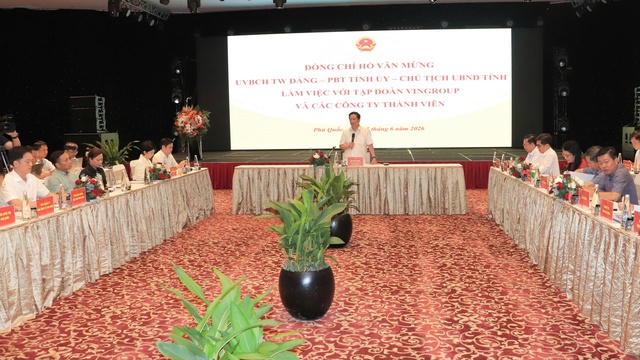 Vingroup của tỷ phú Phạm Nhật Vượng muốn thuê bề mặt 4 hồ nước để đầu tư điện mặt trời nổi- Ảnh 1.