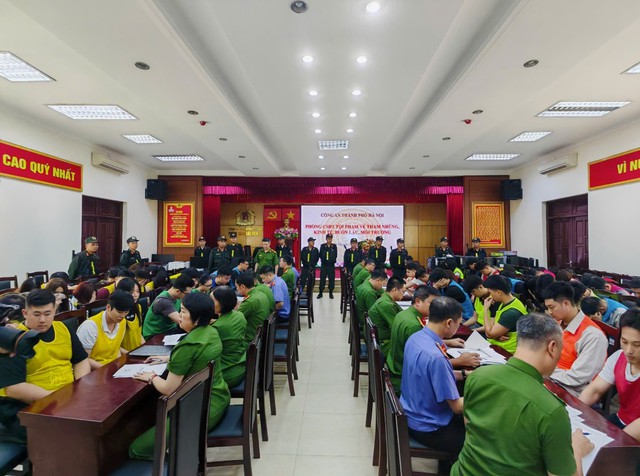 Khởi tố 21 vụ án, 187 bị can liên quan đến lừa đảo mua bán gói nghỉ dưỡng, du lịch - Ảnh 1.