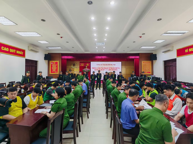 Vụ hợp đồng kỳ nghỉ: Luật sư cho biết người dân có cơ hội lấy lại tiền, nhưng cần làm ngay việc này- Ảnh 1.