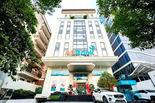 ABBank sắp phát hành gần 210 triệu cổ phiếu trả cổ tức - Ảnh 1.