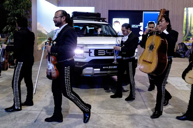Các nhà sản xuất ô tô Trung Quốc tìm đường tiếp cận thị trường Mỹ từ Mexico và Canada - Ảnh 3.