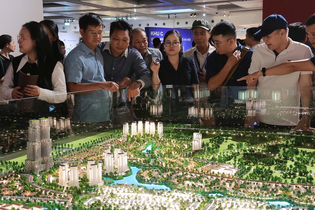 Cận cảnh từng 'ngóc ngách' tại triển lãm Quy hoạch thế kỷ của Hà Nội - Ảnh 10.