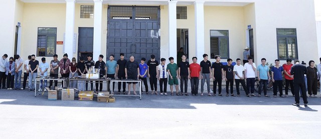 Triệt phá đường dây đánh bạc, rửa tiền xuyên quốc gia, tổng số tiền giao dịch hơn 1.000 tỷ đồng- Ảnh 1.