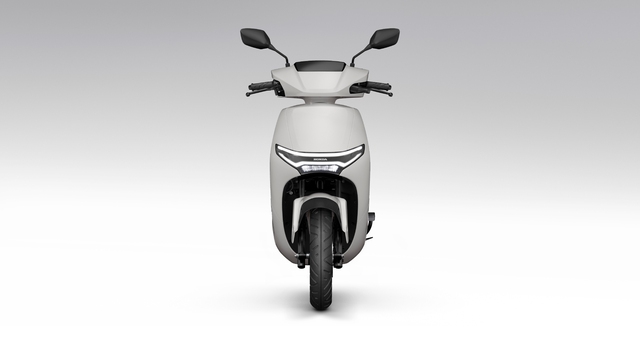 Honda mở bán cùng lúc 2 mẫu xe máy điện CUV e: và UC3,  - Ảnh 2.