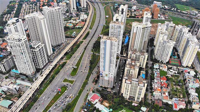 GS.TS Hoàng Văn Cường: Tồn kho bất động sản vượt 30% là tín hiệu cảnh báo - Ảnh 2.