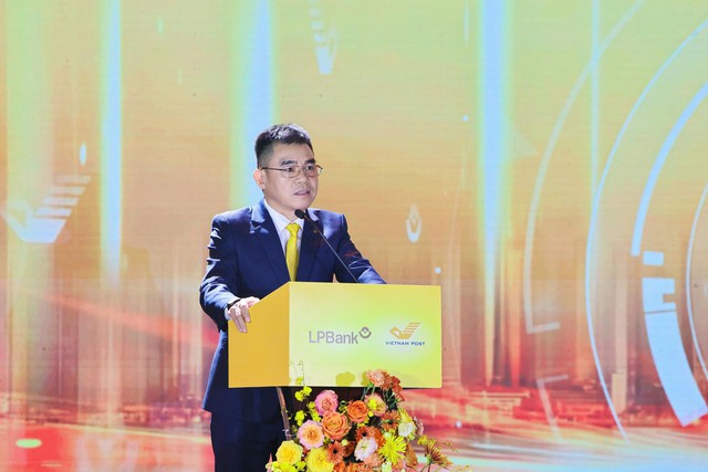 LPBank và Vietnam Post nâng tầm hợp tác chiến lược, hướng tới mô hình ngân hàng - bưu điện tiêu biểu của Việt Nam và khu vực - Ảnh 2.