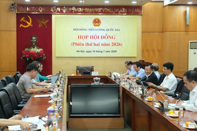 Thống nhất phương án tăng lương tối thiểu vùng 7,8% từ đầu năm 2027 - Ảnh 1.