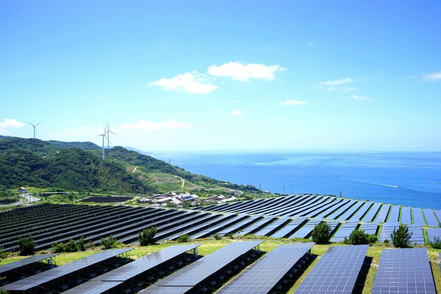 Hoàn Cầu Solar LA bị xử phạt vì không công bố thông tin - Ảnh 1.