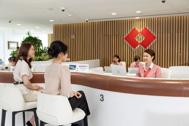 Tăng trưởng nửa năm 22,5%, Techcombank đạt lợi nhuận quý 2 cao nhất từ trước tới nay - Ảnh 1.