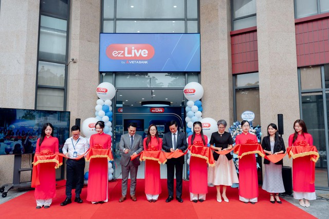VIETABANK ra mắt phòng giao dịch tự động ezLive: Bước tiến mở rộng hệ sinh thái số toàn diện - Ảnh 1.