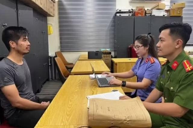 Công an Hà Nội phá đường dây huy động hơn 60 tỷ đồng qua ‘kênh’ tiền số LIBFX - Ảnh 1.