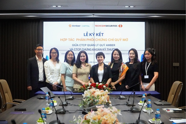 Amber Capital và TCBS hợp tác phân phối chứng chỉ quỹ mở, mở rộng cơ hội tiếp cận sản phẩm đầu tư chuyên nghiệp cho nhà đầu tư Việt Nam - Ảnh 1.