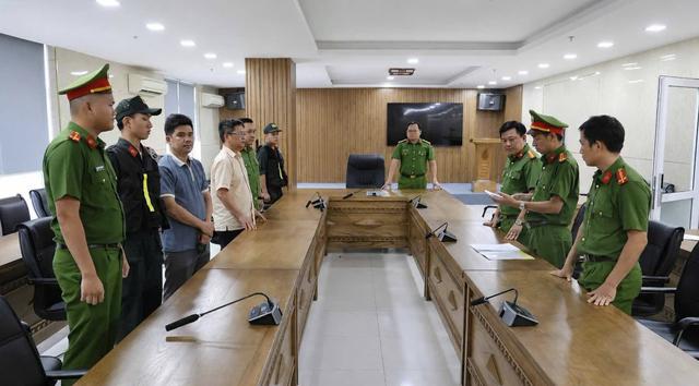 Phá đường dây mua bán trái phép hơn 6.000 hóa đơn, giao dịch trên 2.000 tỷ đồng - Ảnh 1.